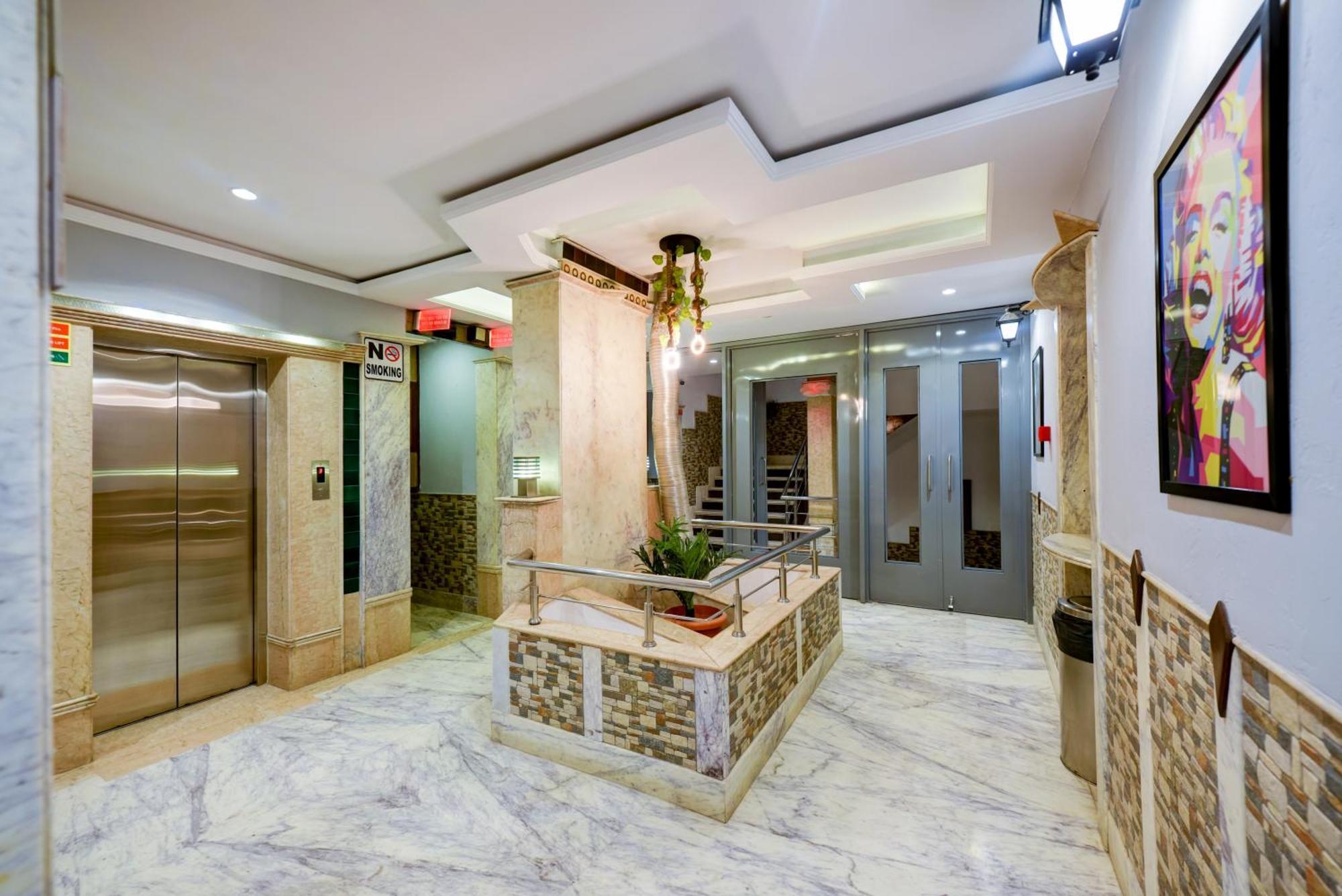The Natraj Yes Please -New Delhi Hotel Bagian luar foto