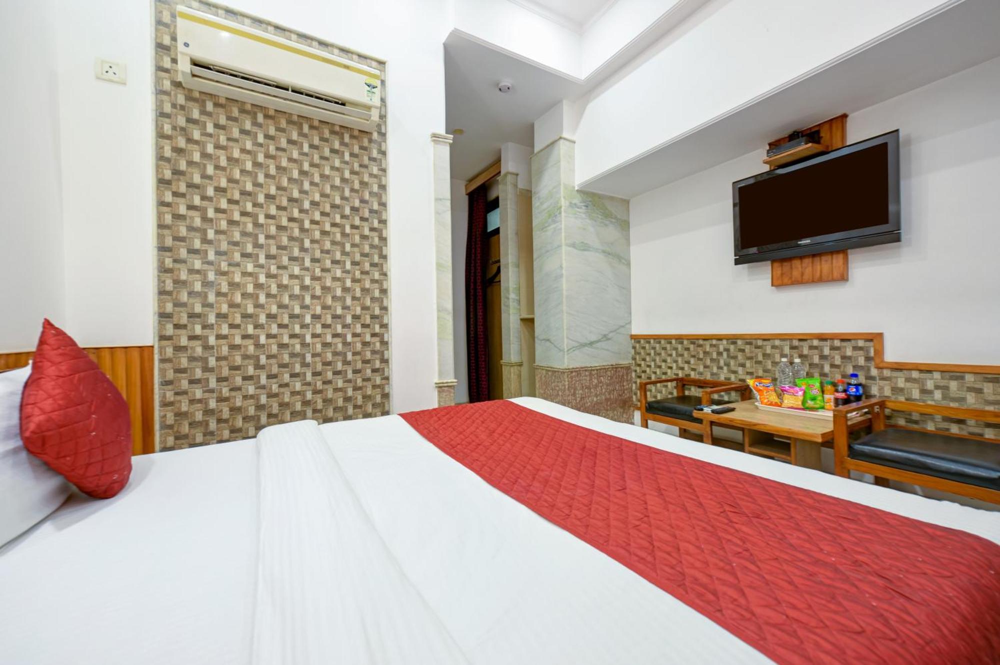 The Natraj Yes Please -New Delhi Hotel Bagian luar foto