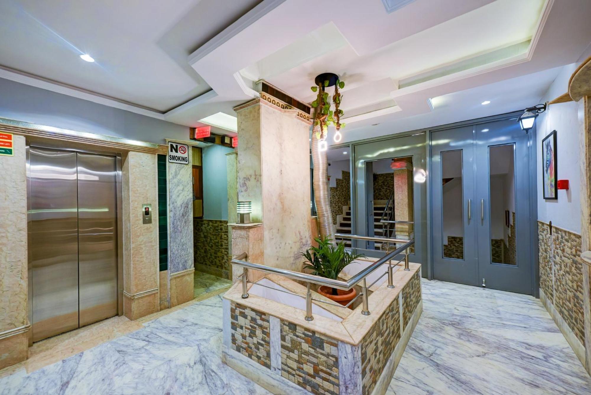 The Natraj Yes Please -New Delhi Hotel Bagian luar foto