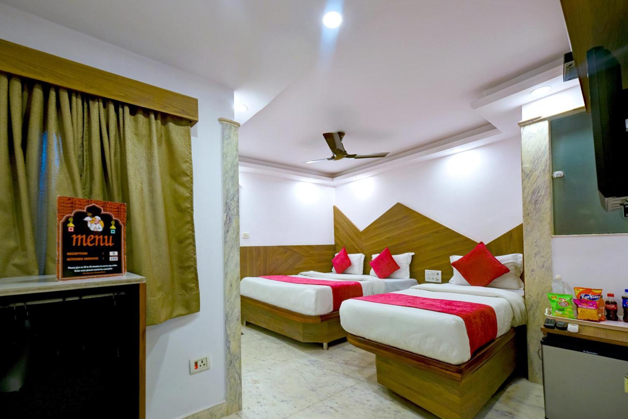 The Natraj Yes Please -New Delhi Hotel Bagian luar foto