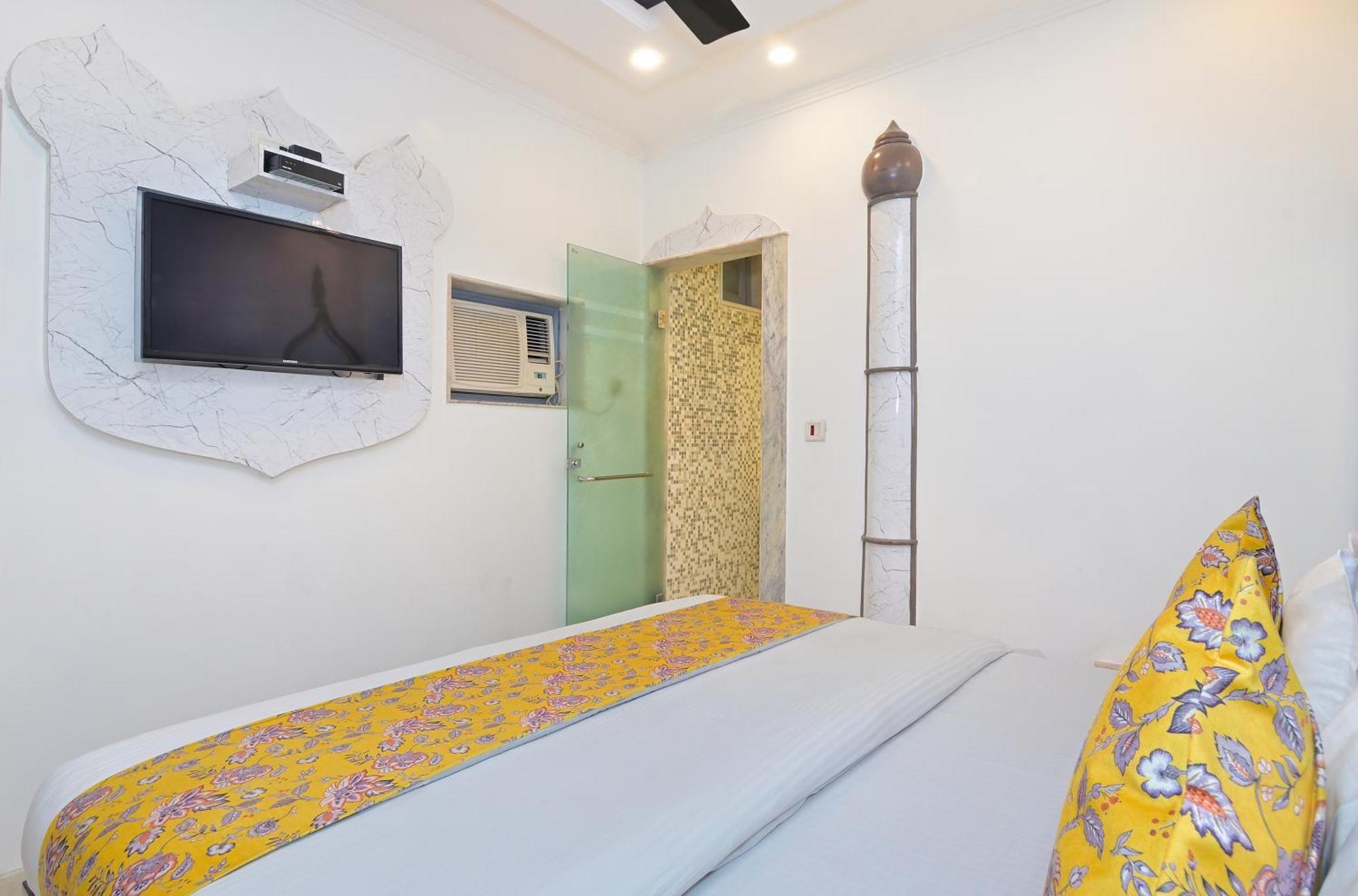 The Natraj Yes Please -New Delhi Hotel Bagian luar foto