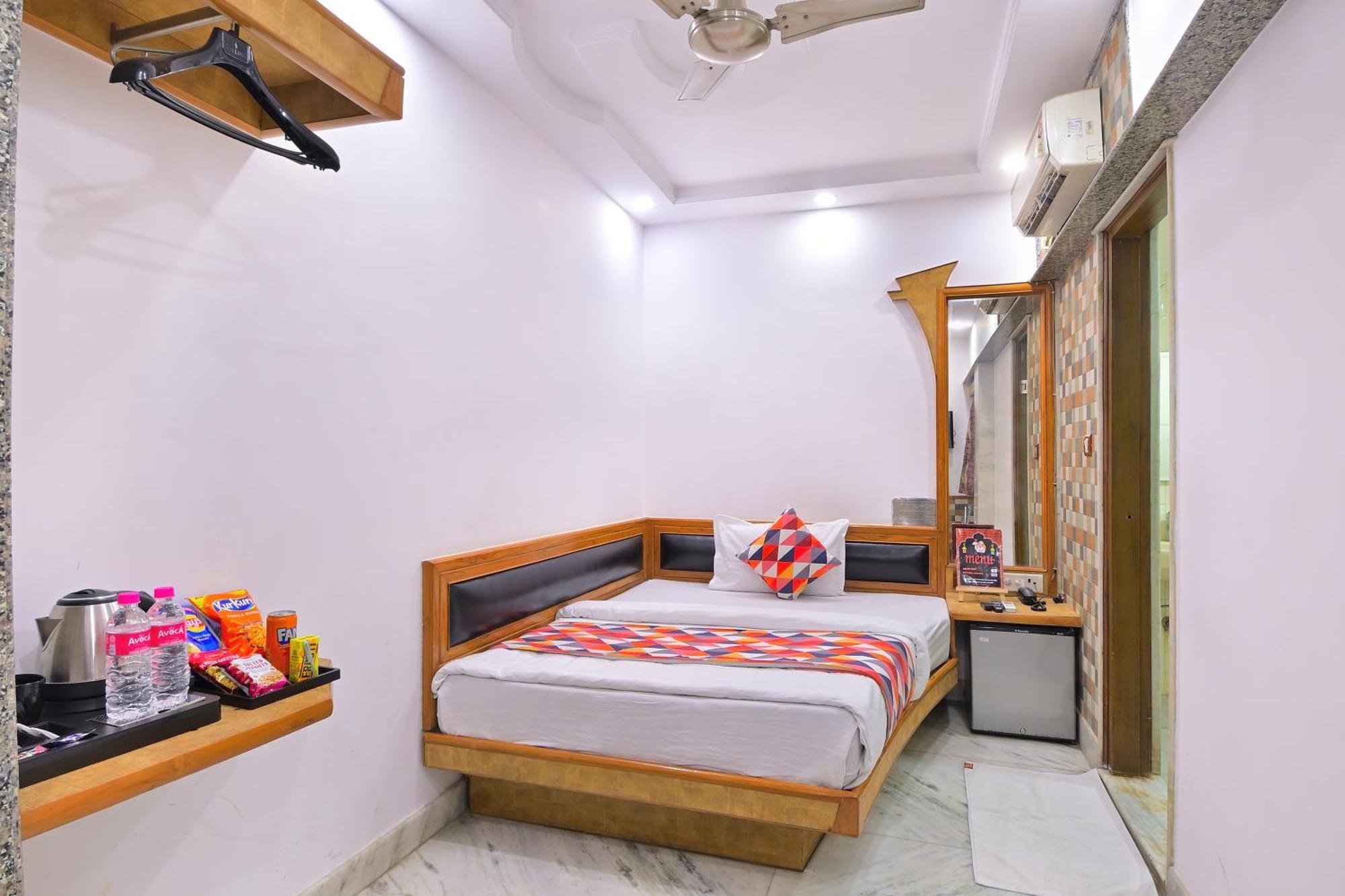 The Natraj Yes Please -New Delhi Hotel Bagian luar foto