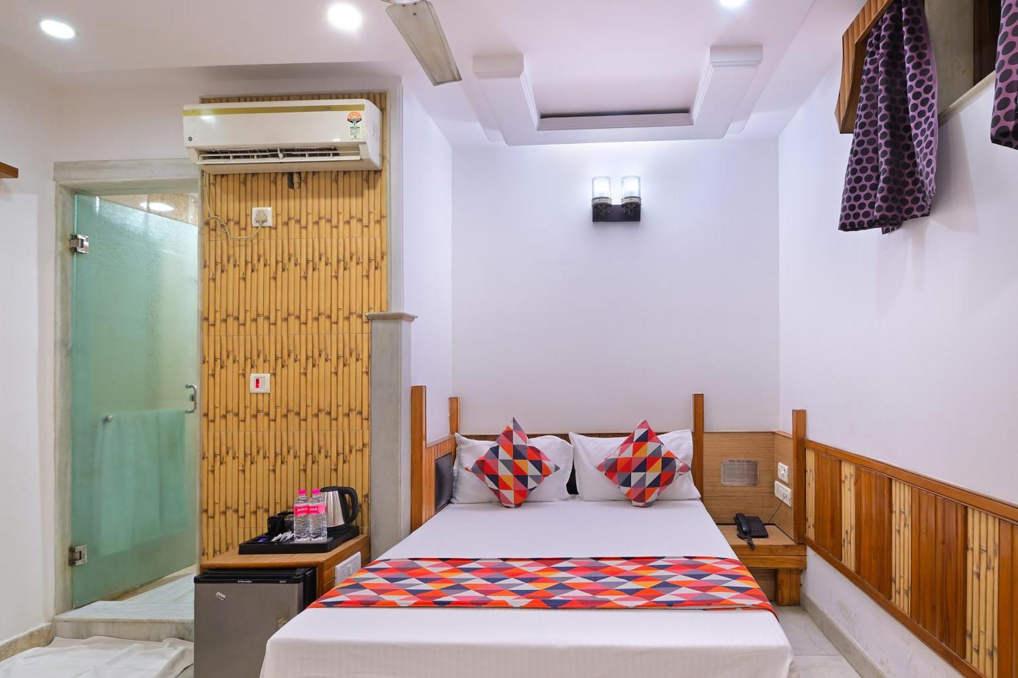 The Natraj Yes Please -New Delhi Hotel Bagian luar foto